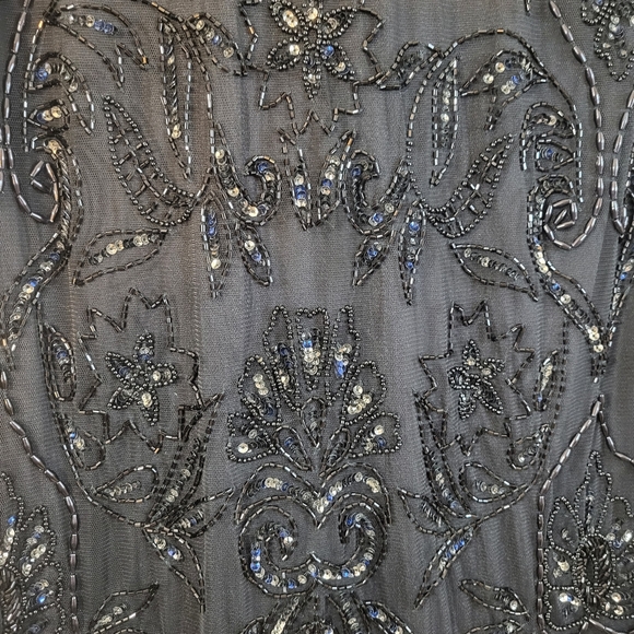 ❤️ Pisarro Nights Beaded Illusion Mesh Sheath Dress - Picture 4 of 10